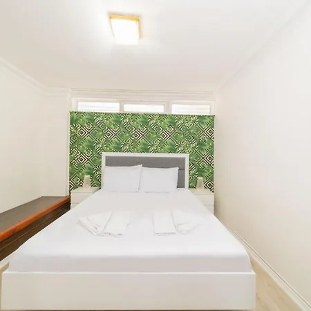 Pleasant House With Private Garden In Kaleici * Antalya
